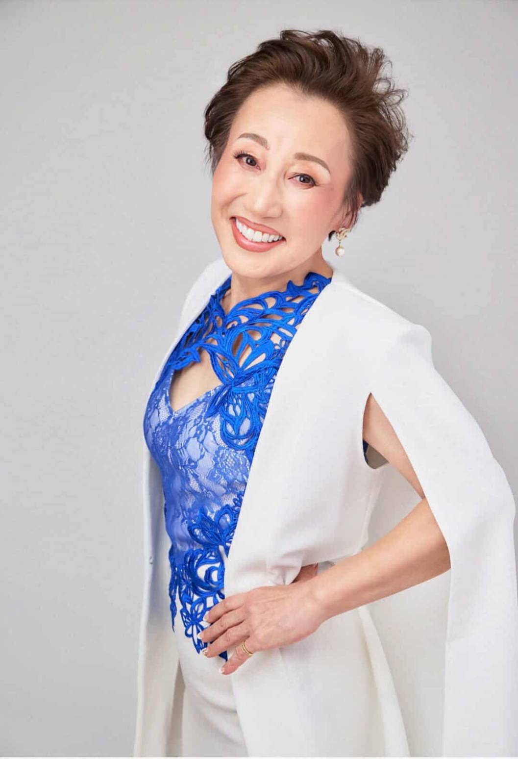 佐藤 仁六子（開花代表）